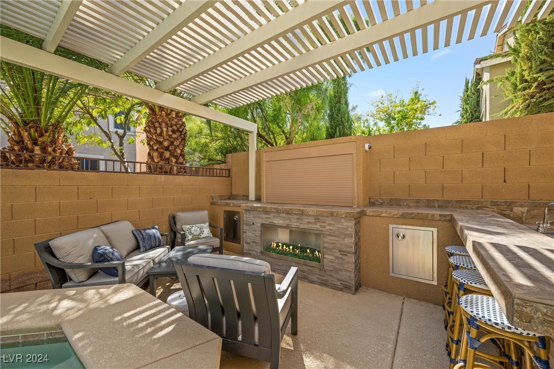 10737 Sapphire Vista Avenue