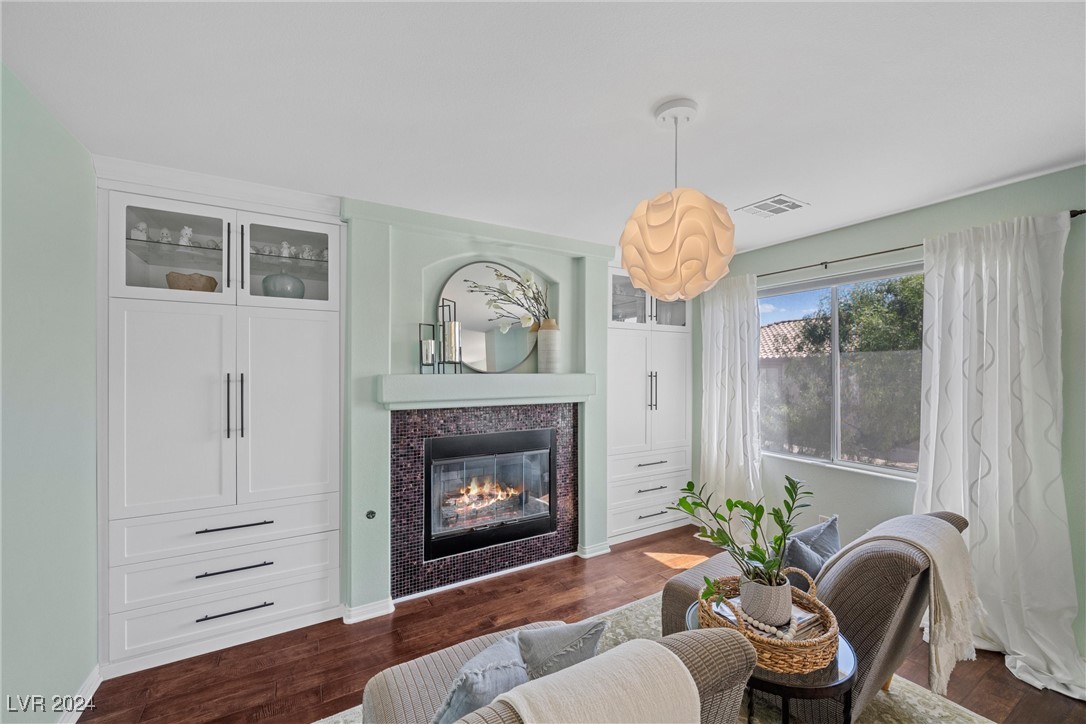 10737 Sapphire Vista Avenue