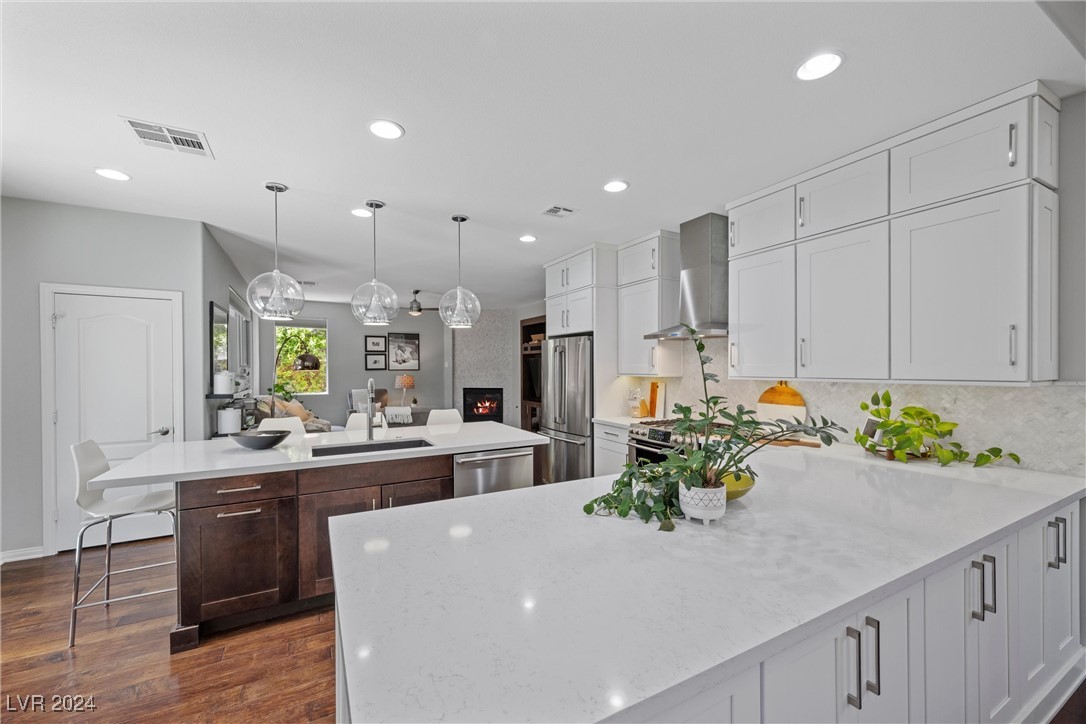 10737 Sapphire Vista Avenue