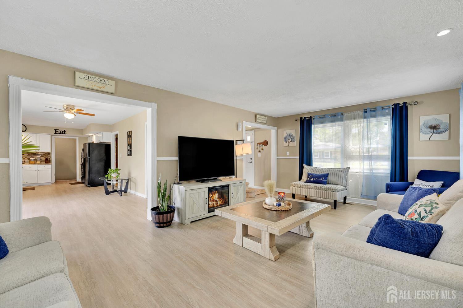 2 harrington Circle