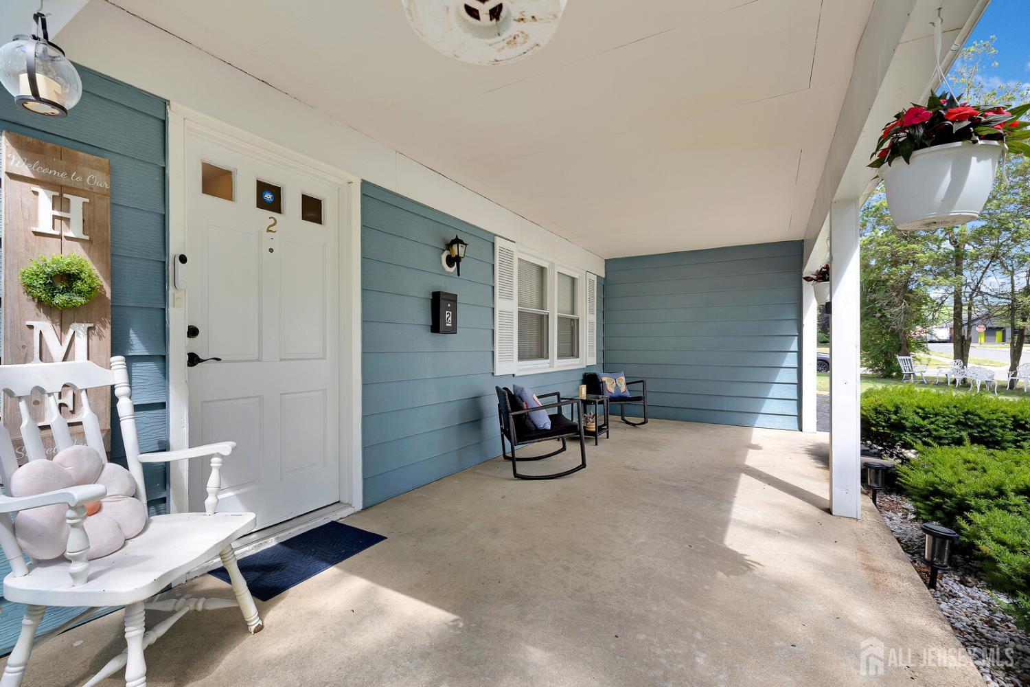 2 harrington Circle