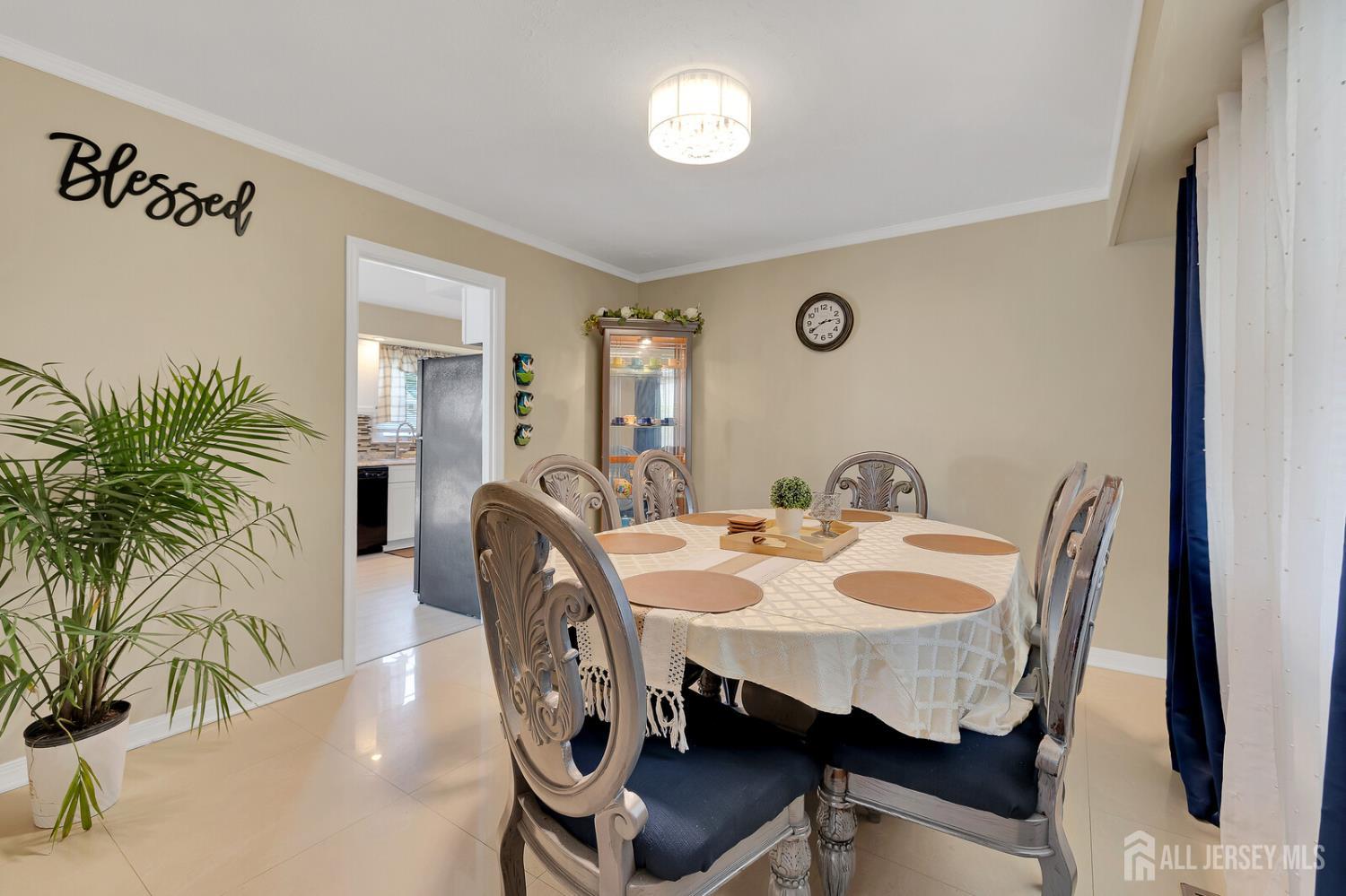 2 harrington Circle