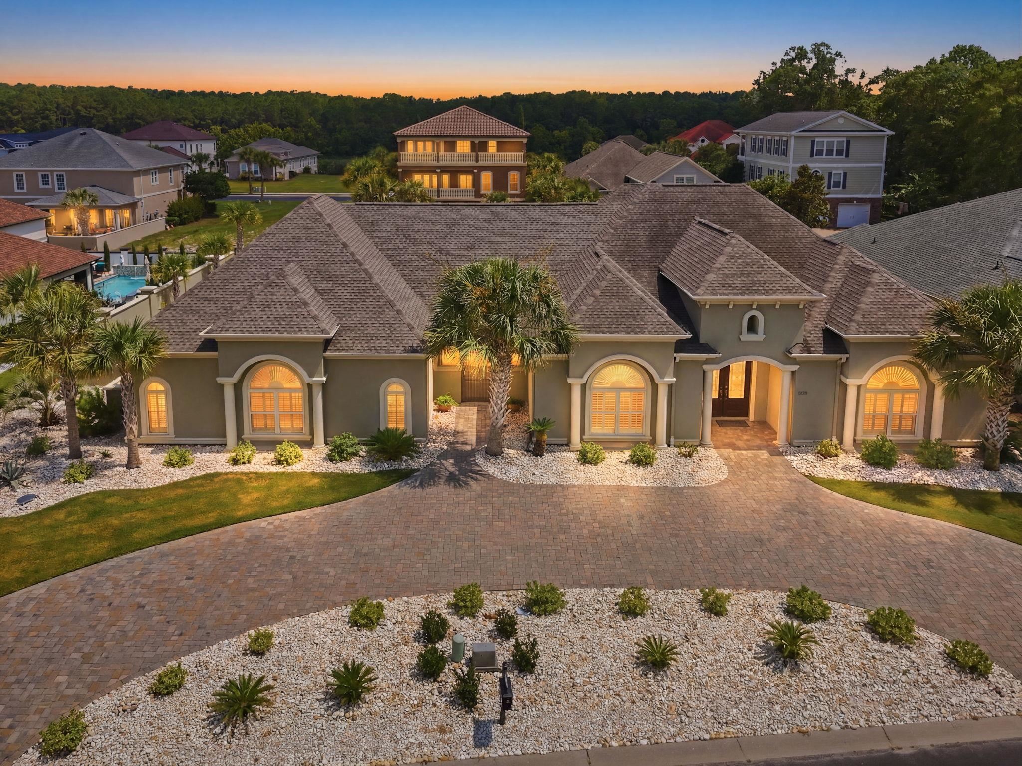 909 Bluffview Dr.