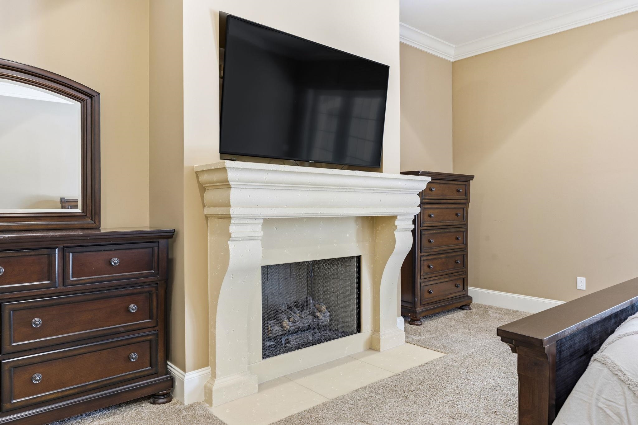 909 Bluffview Dr.