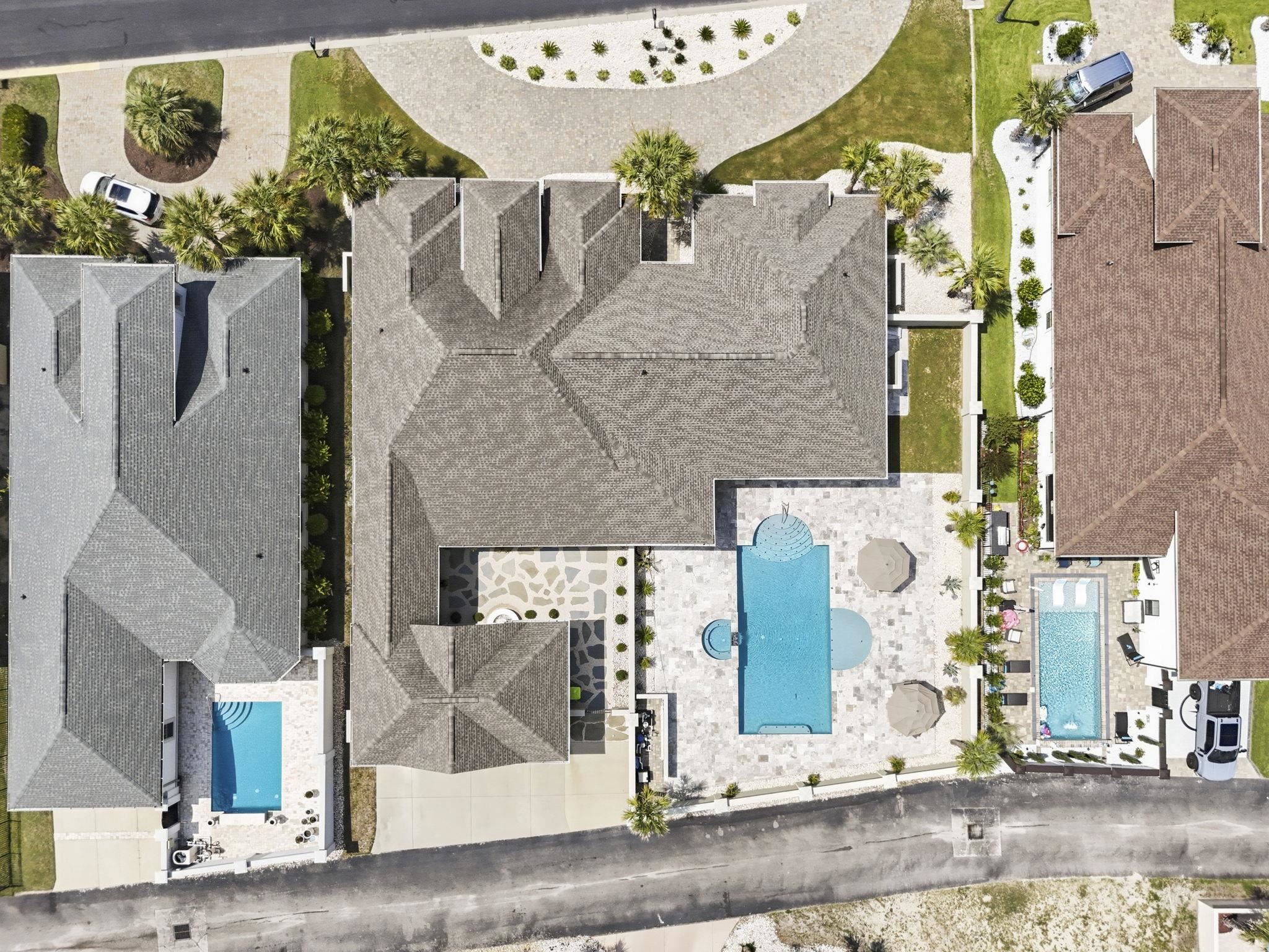 909 Bluffview Dr.