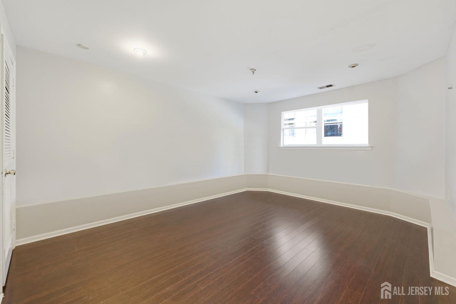 726 Harbortown Boulevard