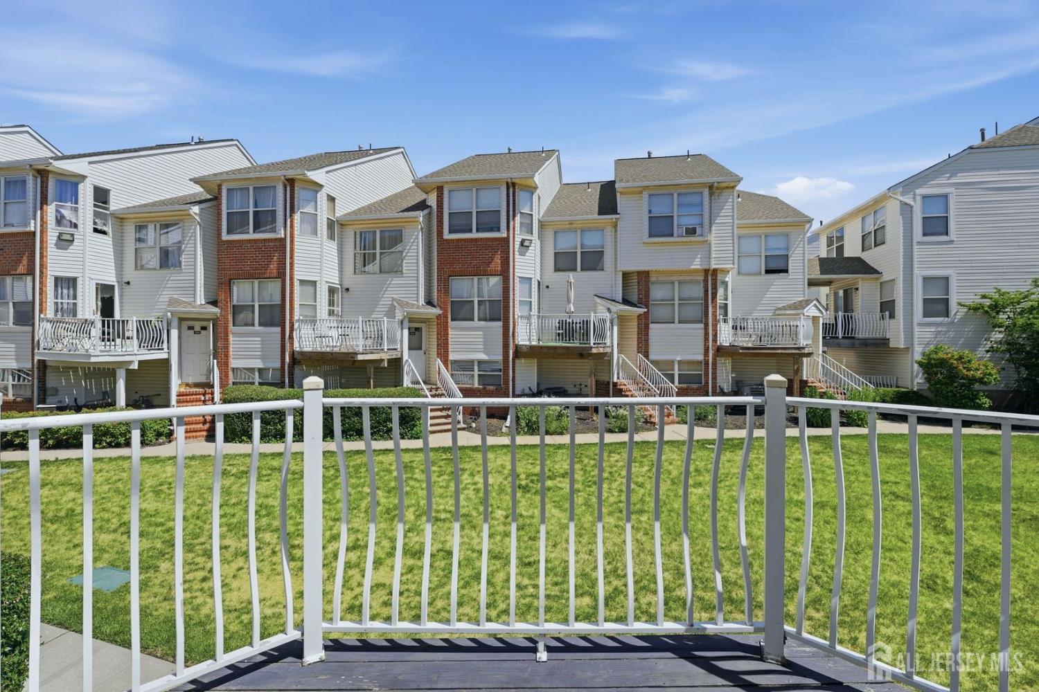 726 Harbortown Boulevard