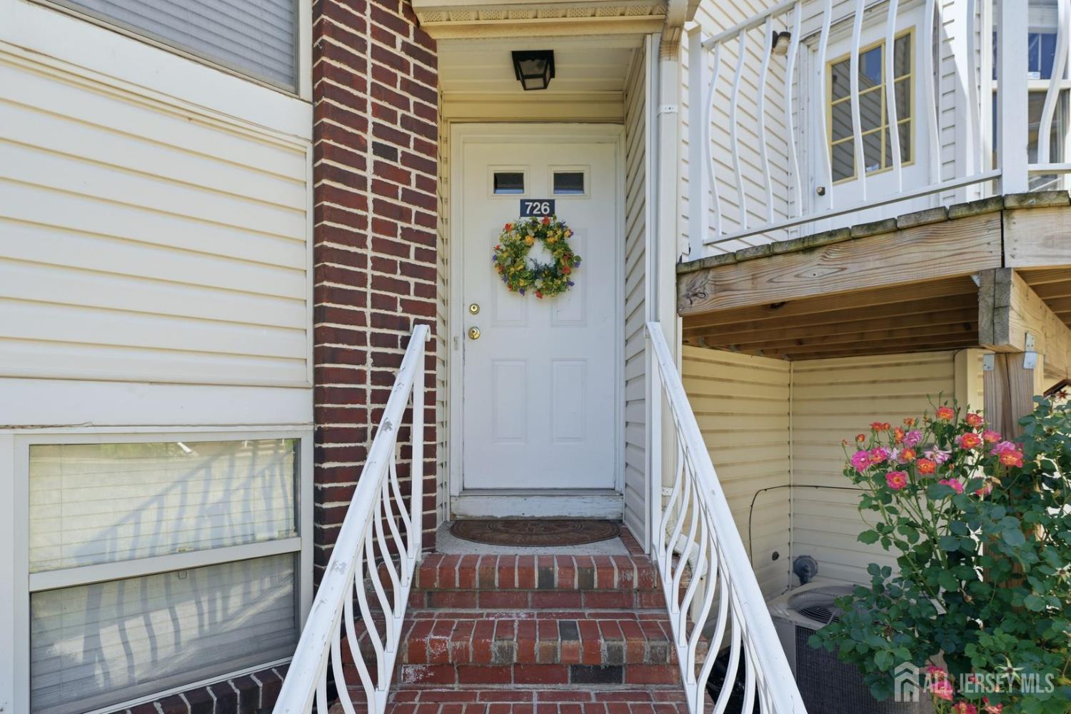 726 Harbortown Boulevard