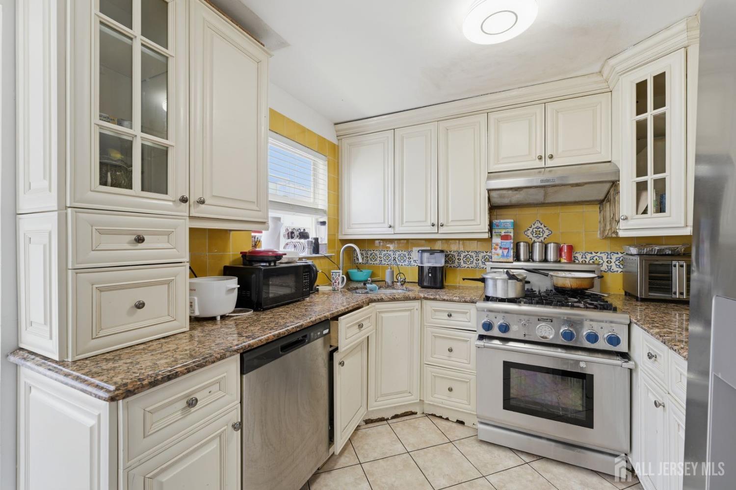 726 Harbortown Boulevard