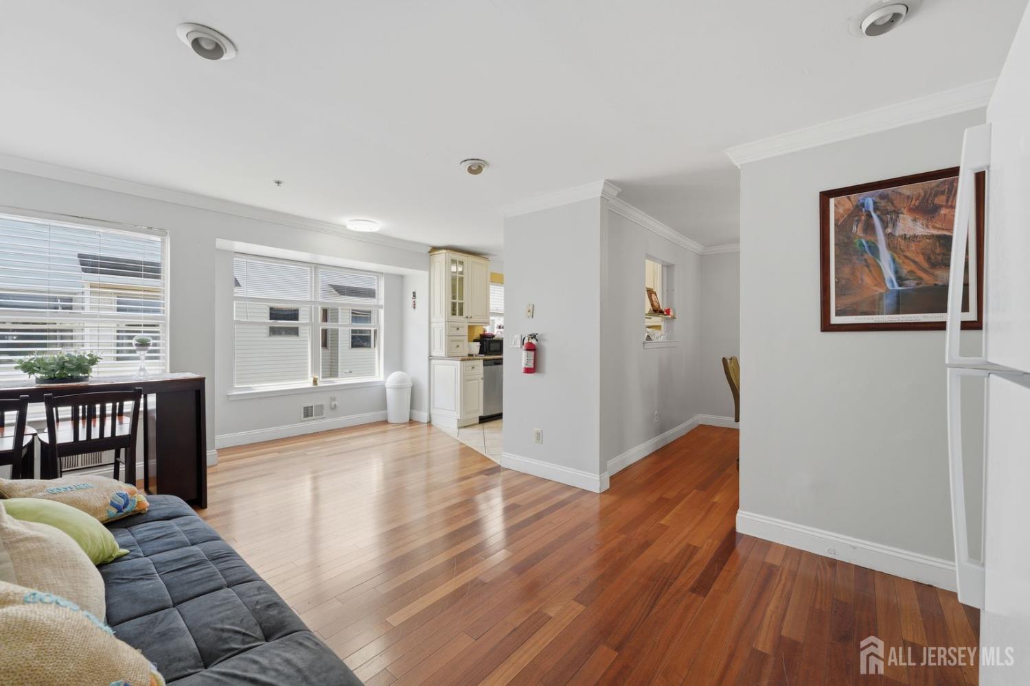 726 Harbortown Boulevard