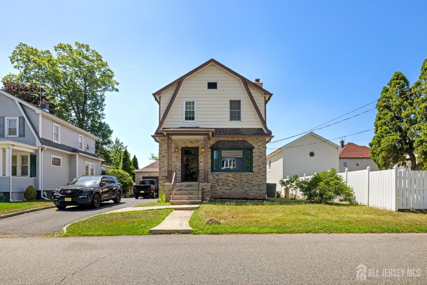 12 Linden Street