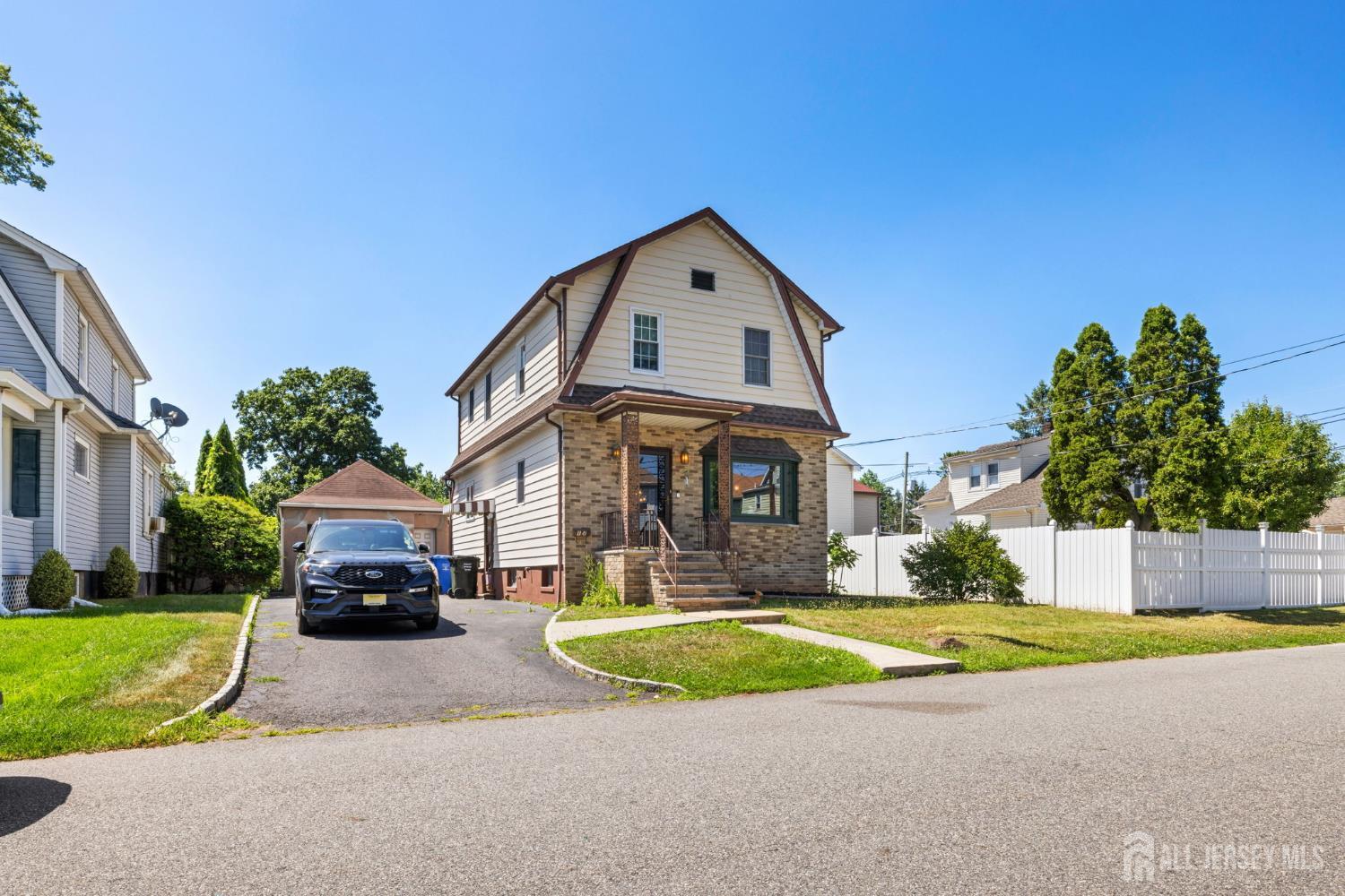 12 Linden Street