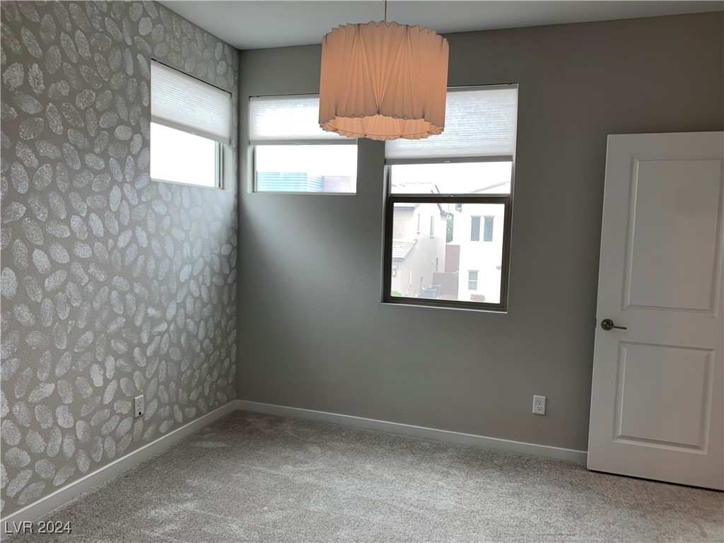 537 Ruby Mesa Avenue