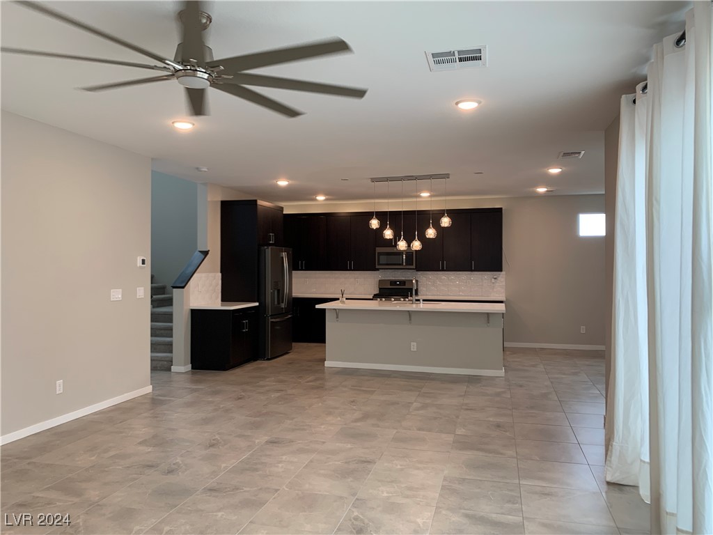 537 Ruby Mesa Avenue