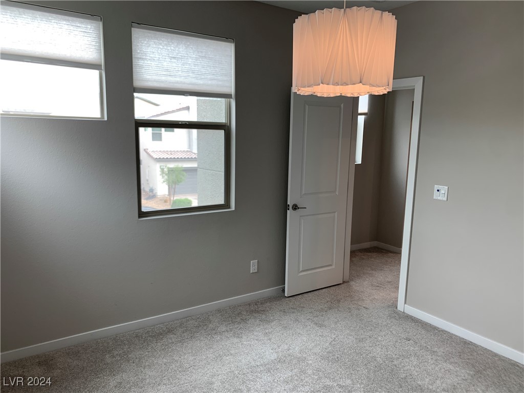 537 Ruby Mesa Avenue