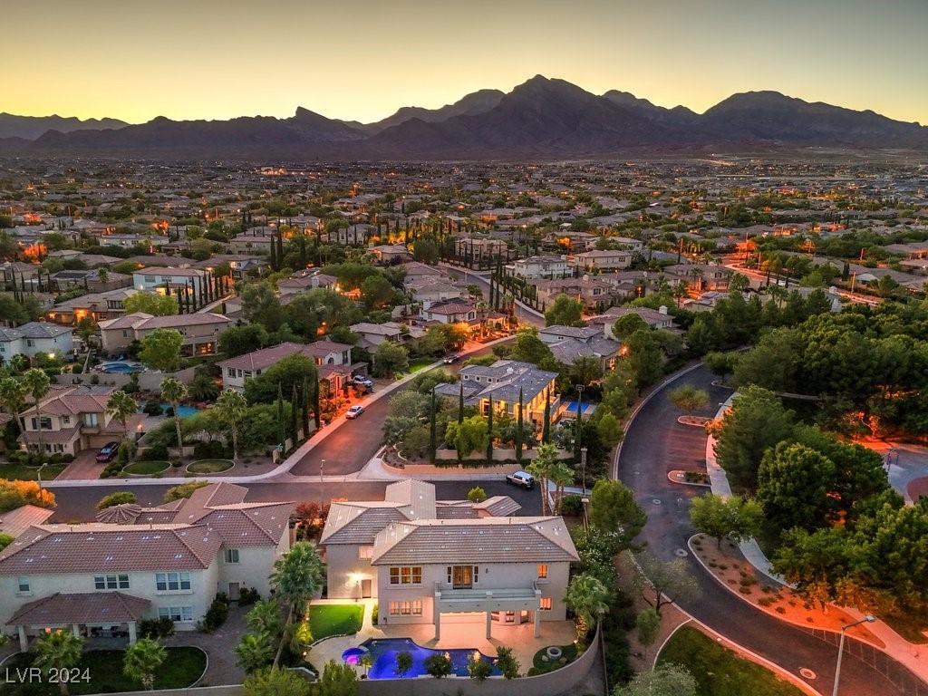 200 Villa Borghese Street