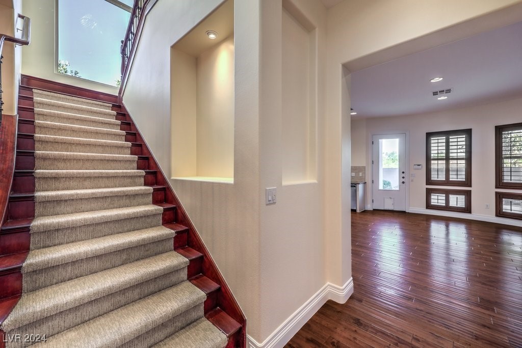 200 Villa Borghese Street