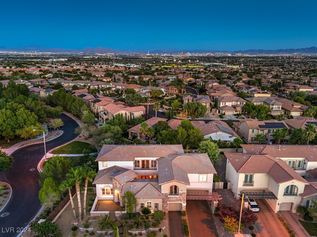 200 Villa Borghese Street