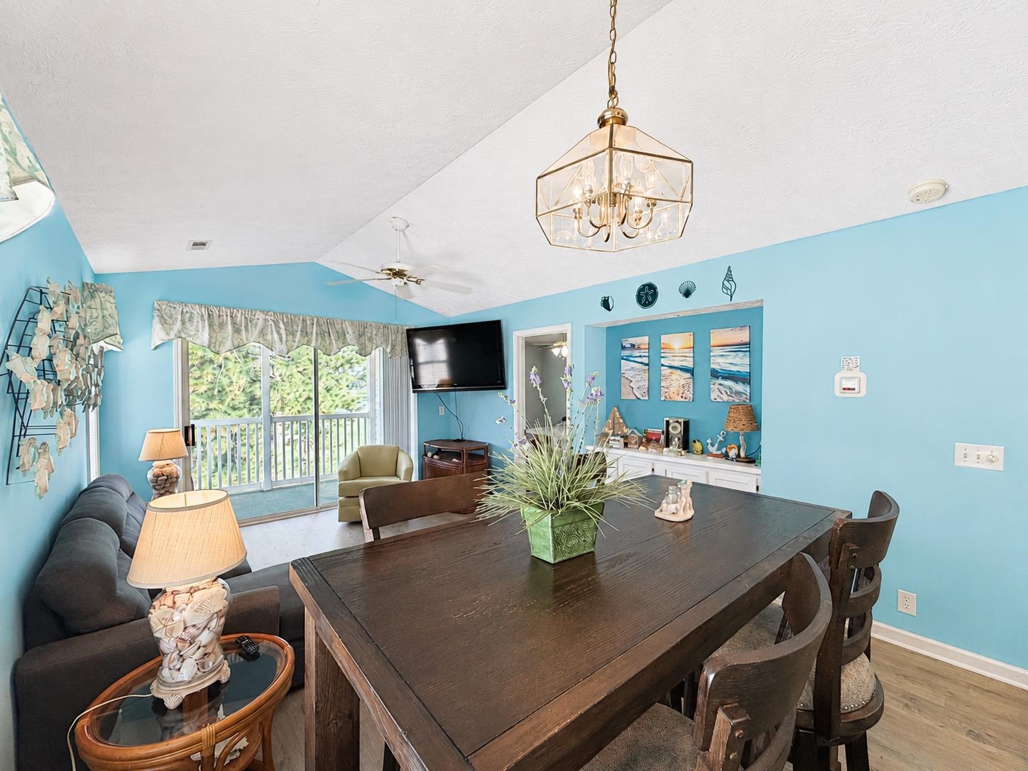 657 Tupelo Ln. Unit: 15G