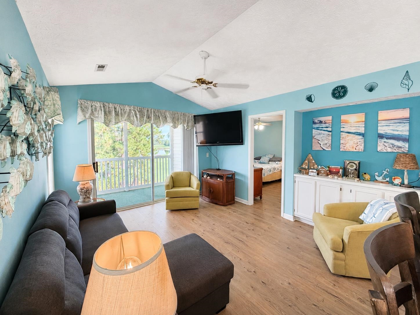 657 Tupelo Ln. Unit: 15G