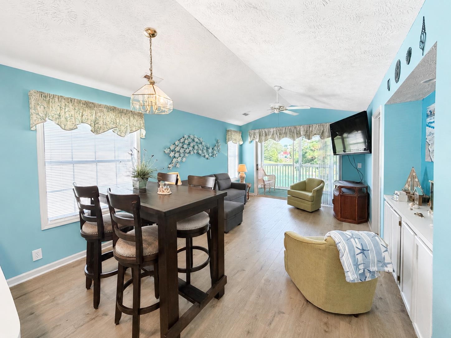 657 Tupelo Ln. Unit: 15G