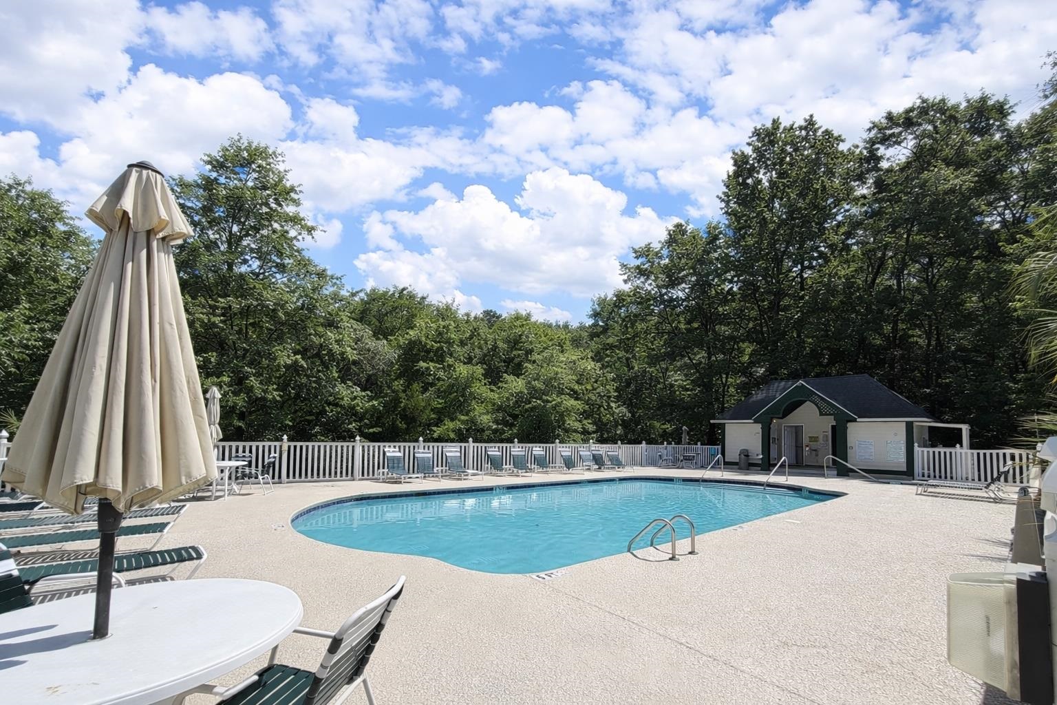 657 Tupelo Ln. Unit: 15G