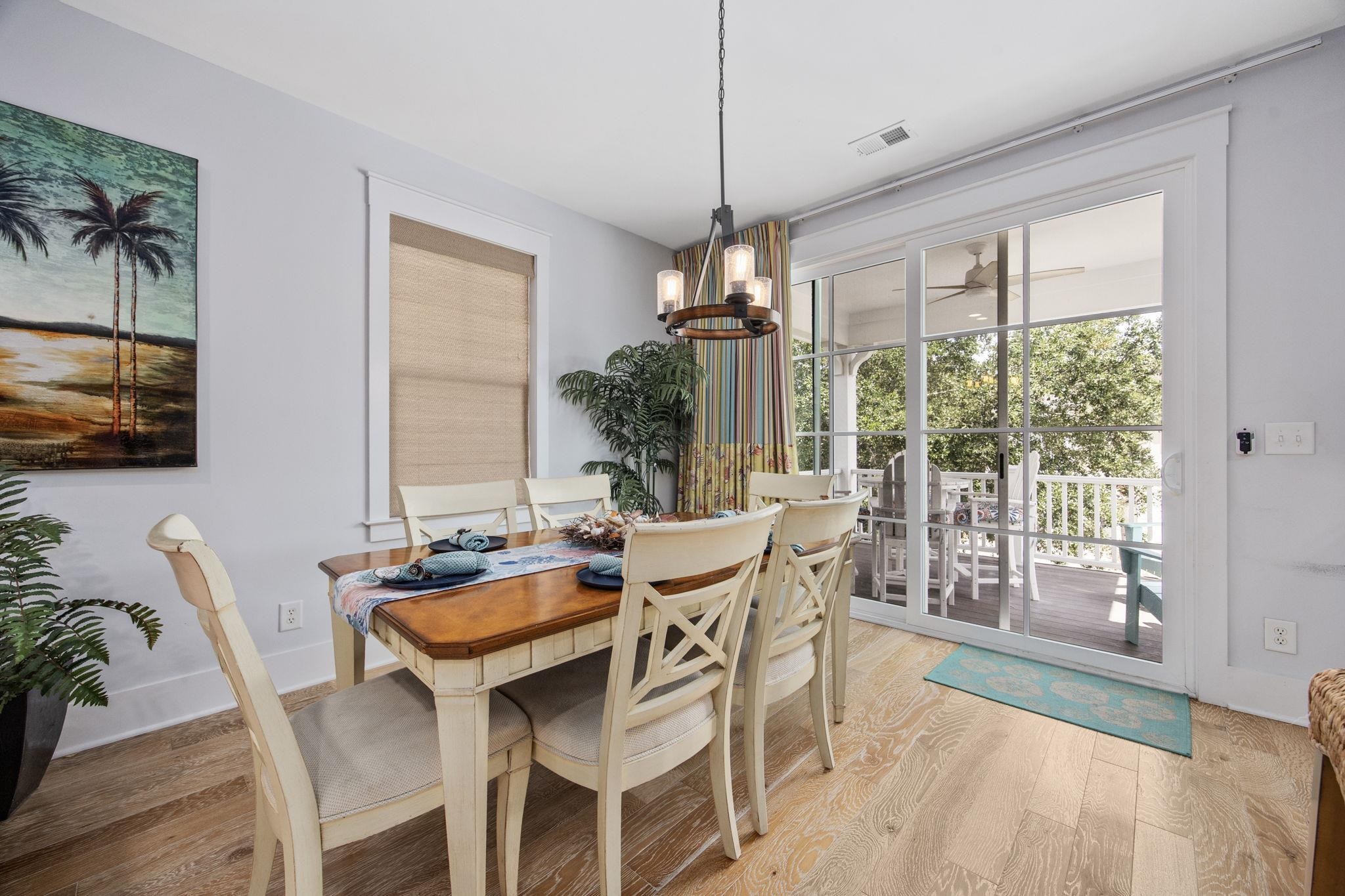 820 Madiera Dr. Unit: 14