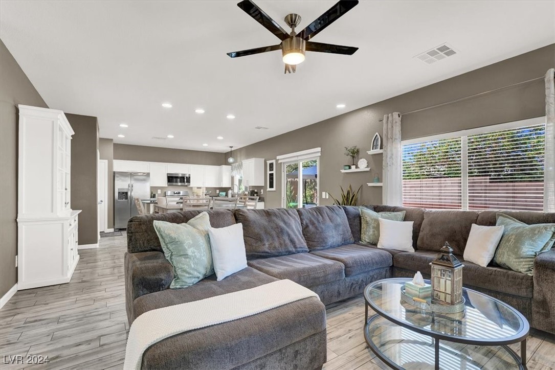 10542 Angels Rest Avenue