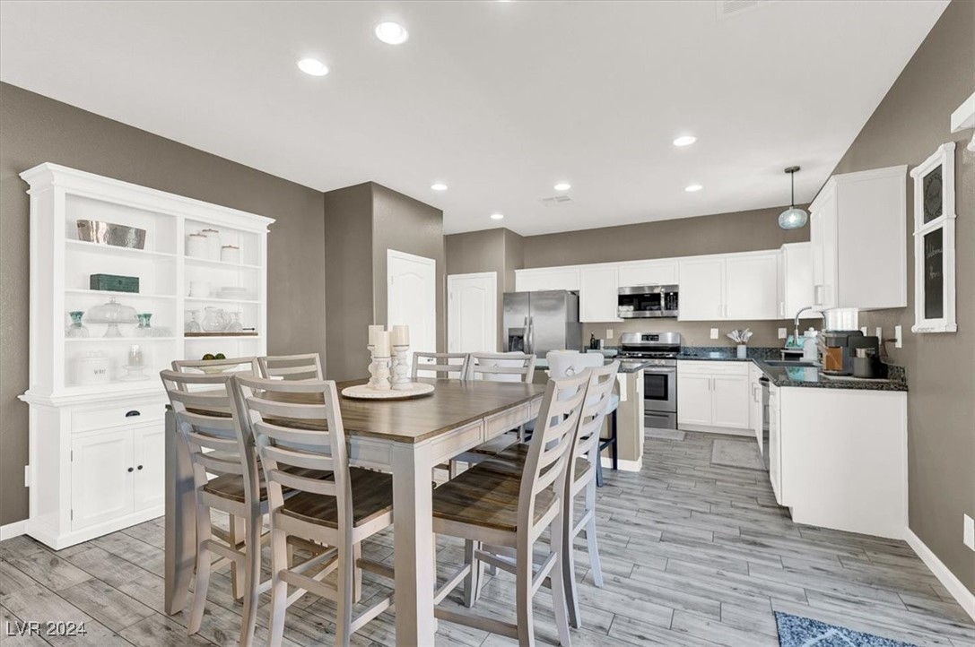 10542 Angels Rest Avenue