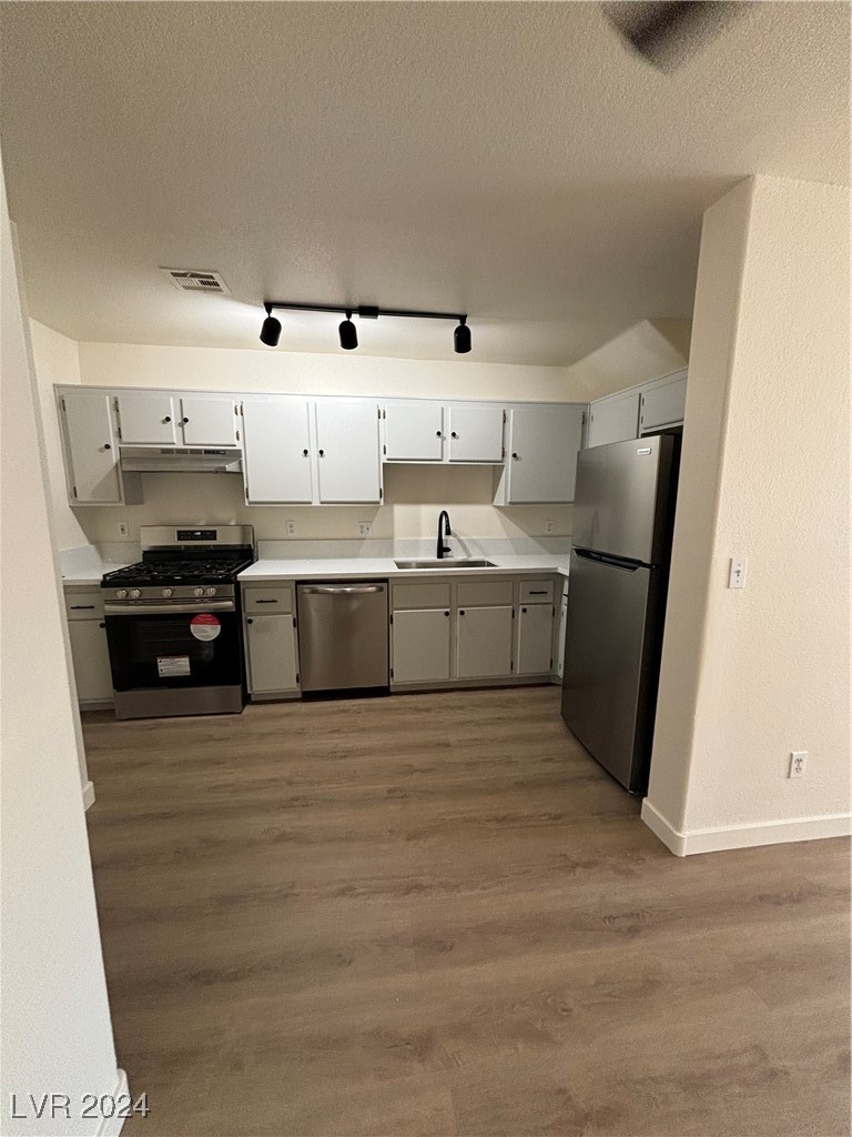 2122 Sleepy Court