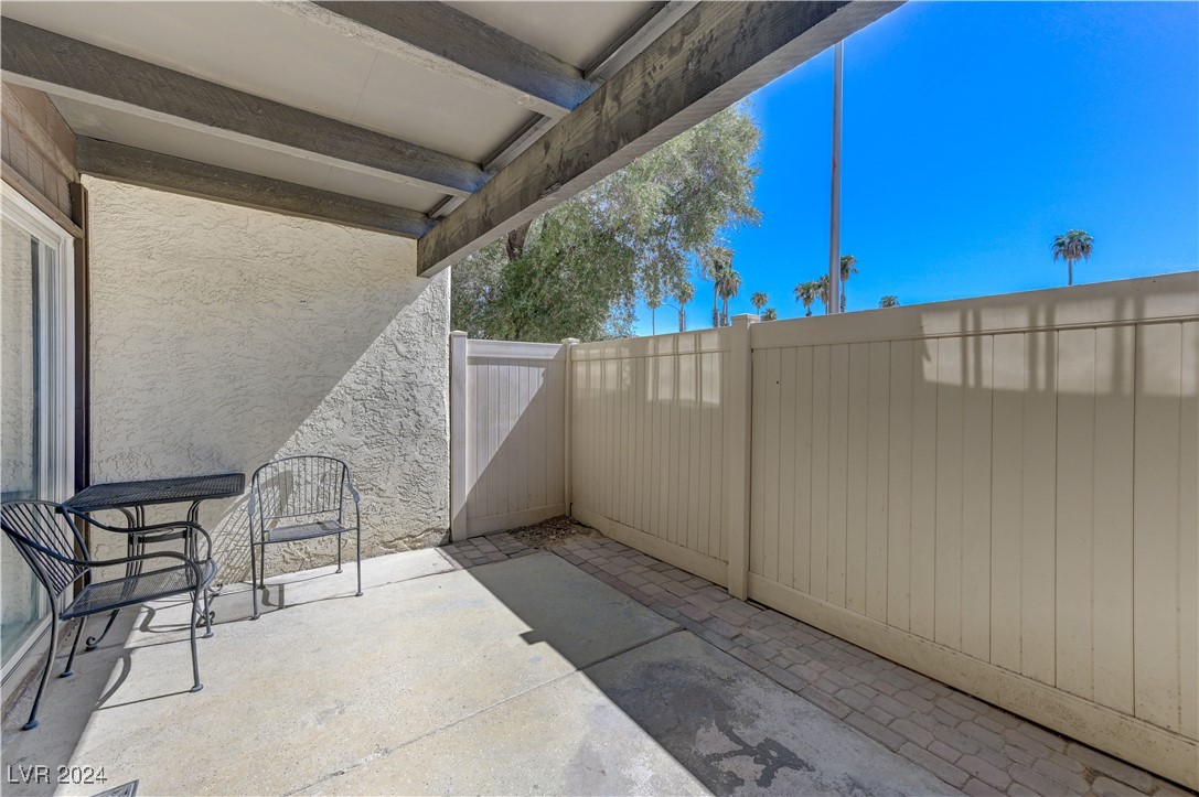 1390 Vegas Valley Drive 27