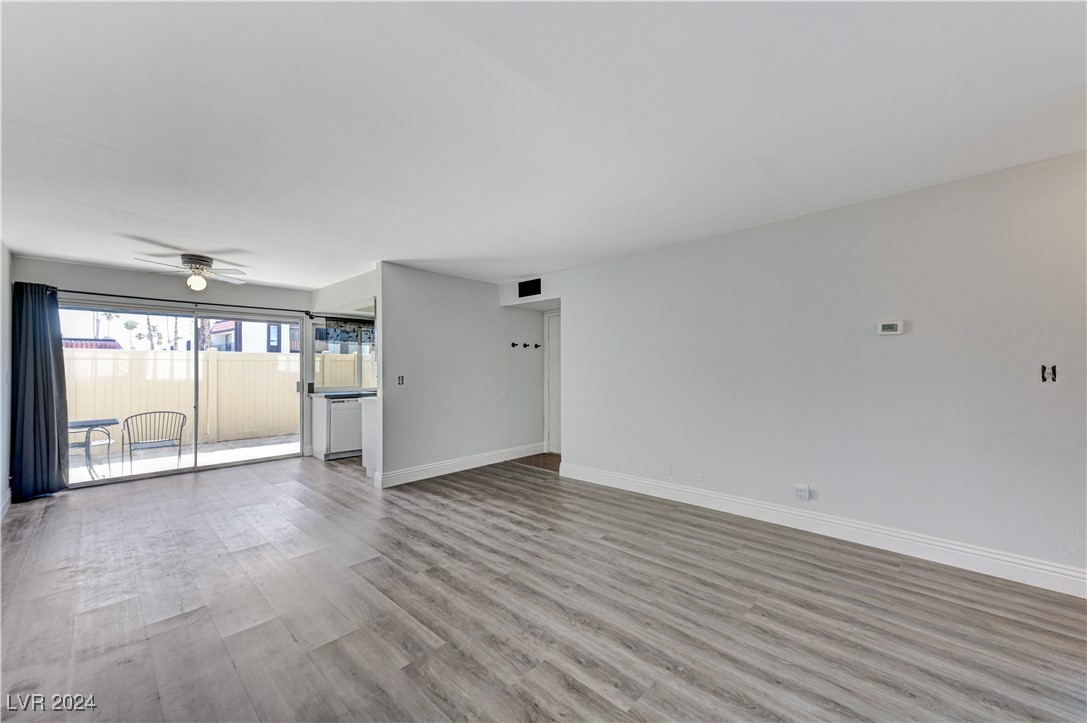 1390 Vegas Valley Drive 27