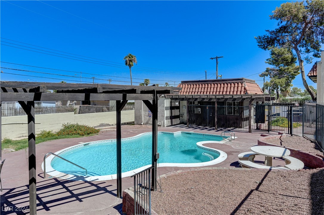 1390 Vegas Valley Drive 27