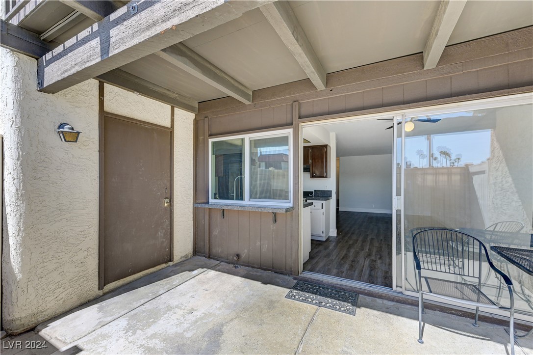 1390 Vegas Valley Drive 27