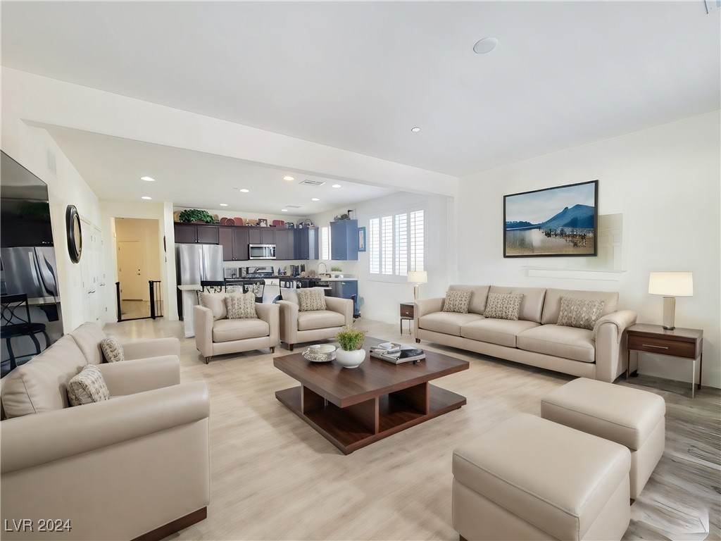 1152 Bear Head Street