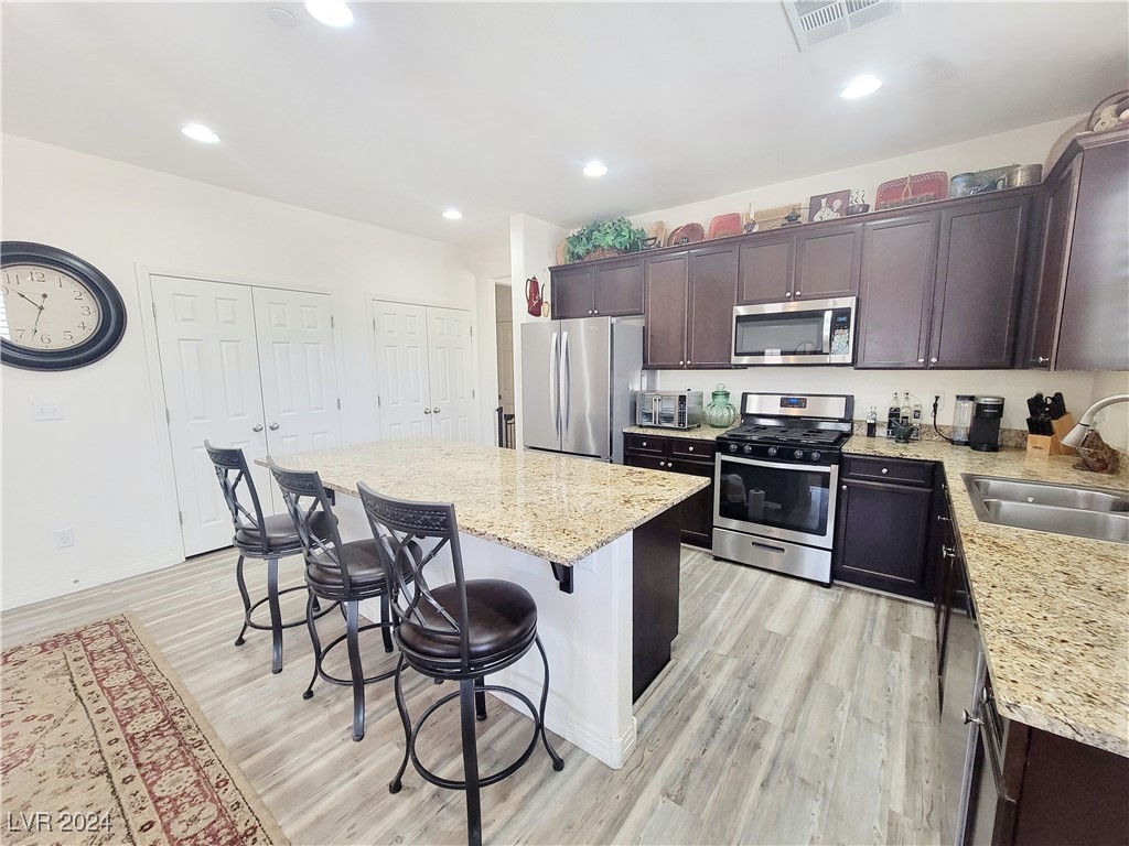 1152 Bear Head Street