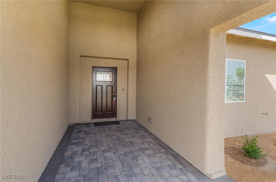 1105 Tumbleweed Avenue