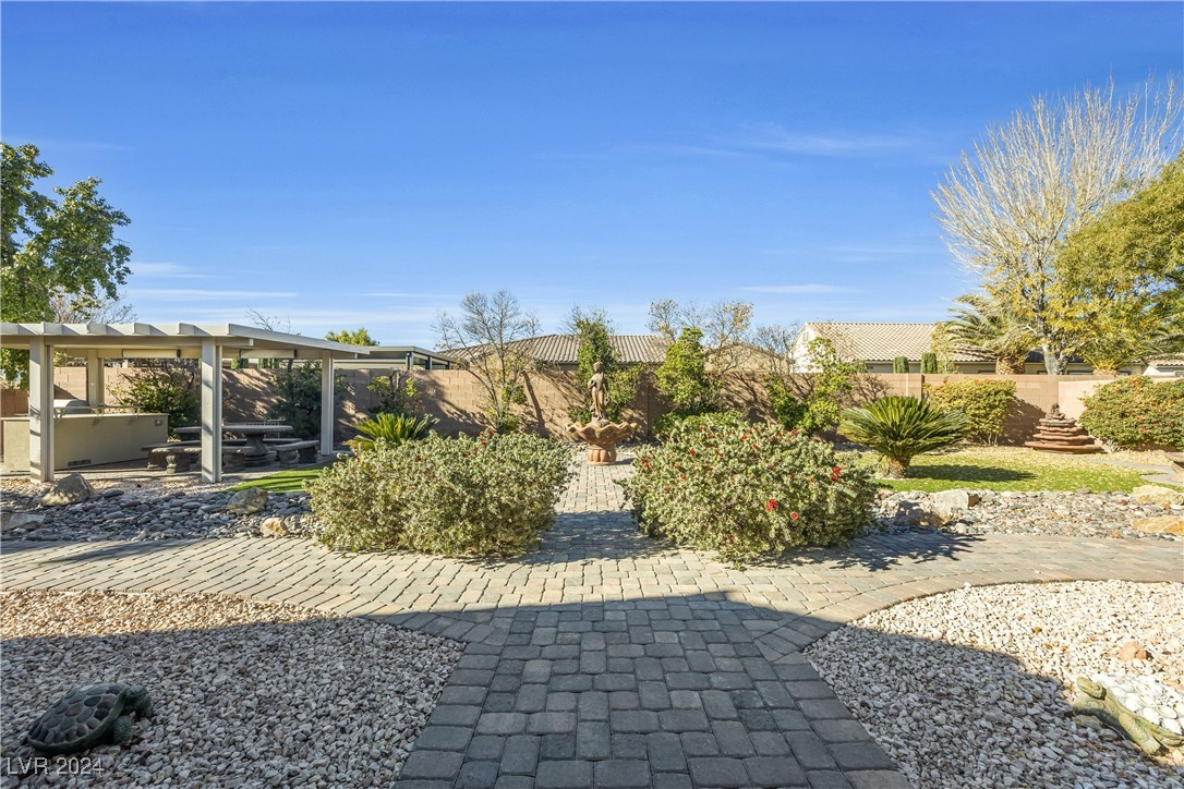 6445 Fosco Court
