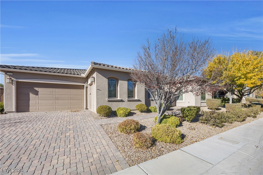 6445 Fosco Court