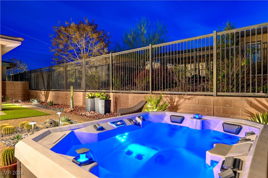 6703 Titanium Crest Street