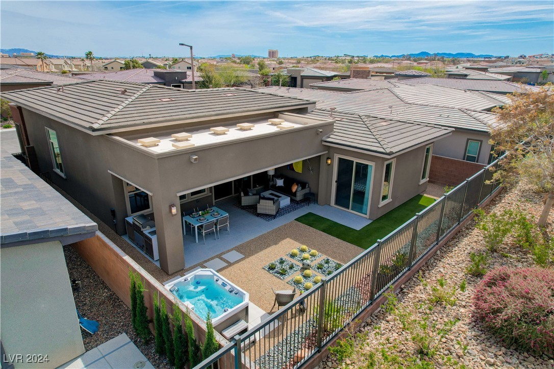 6703 Titanium Crest Street