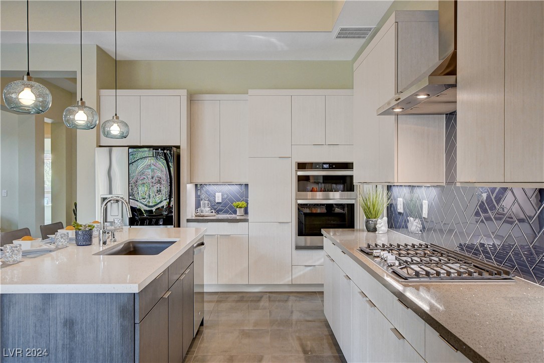 6703 Titanium Crest Street