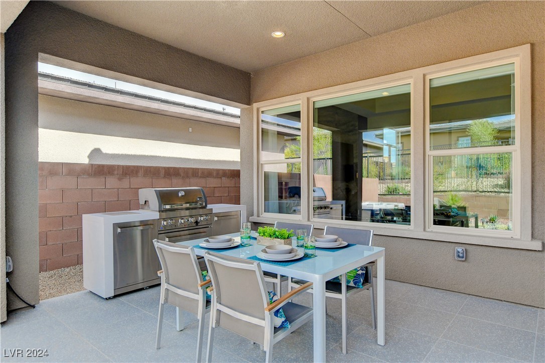 6703 Titanium Crest Street