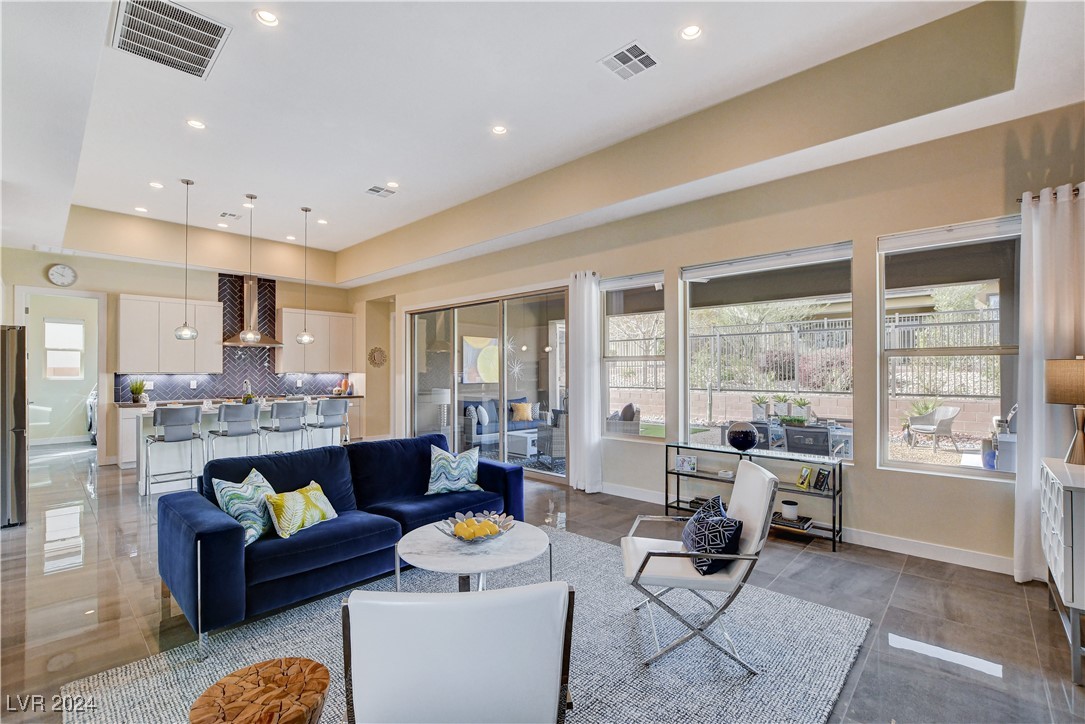 6703 Titanium Crest Street