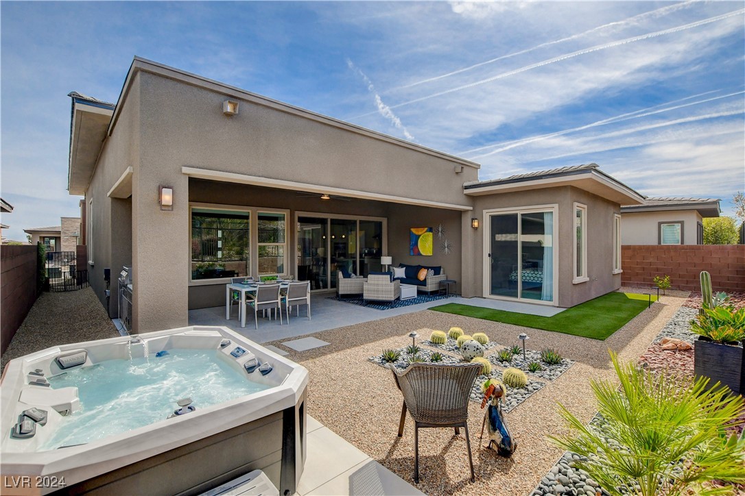 6703 Titanium Crest Street