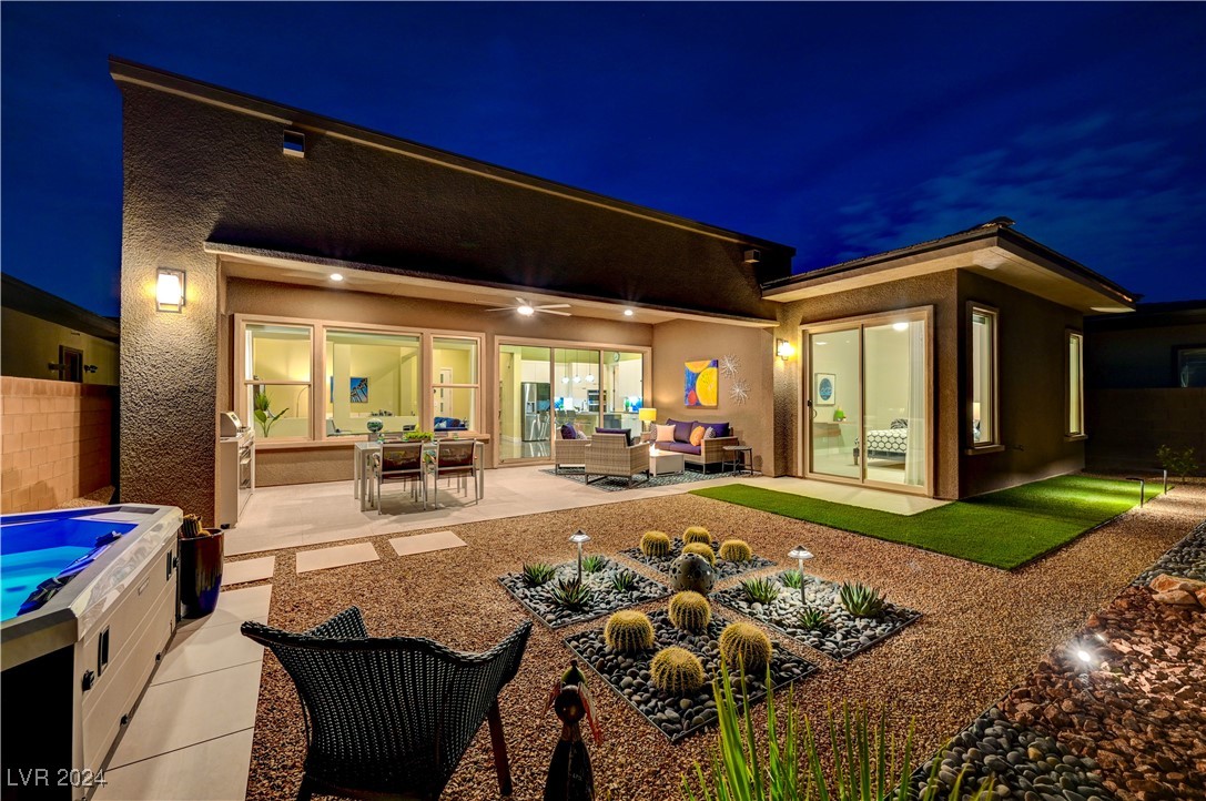 6703 Titanium Crest Street