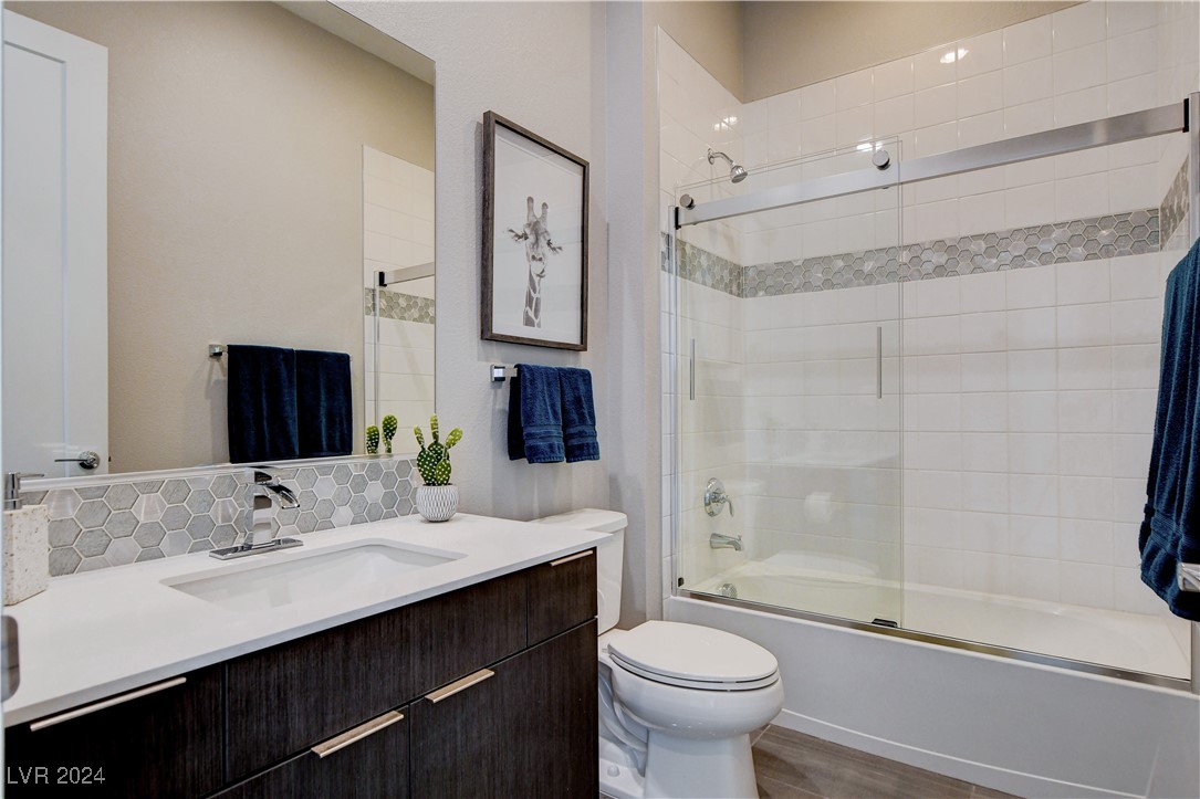 6703 Titanium Crest Street