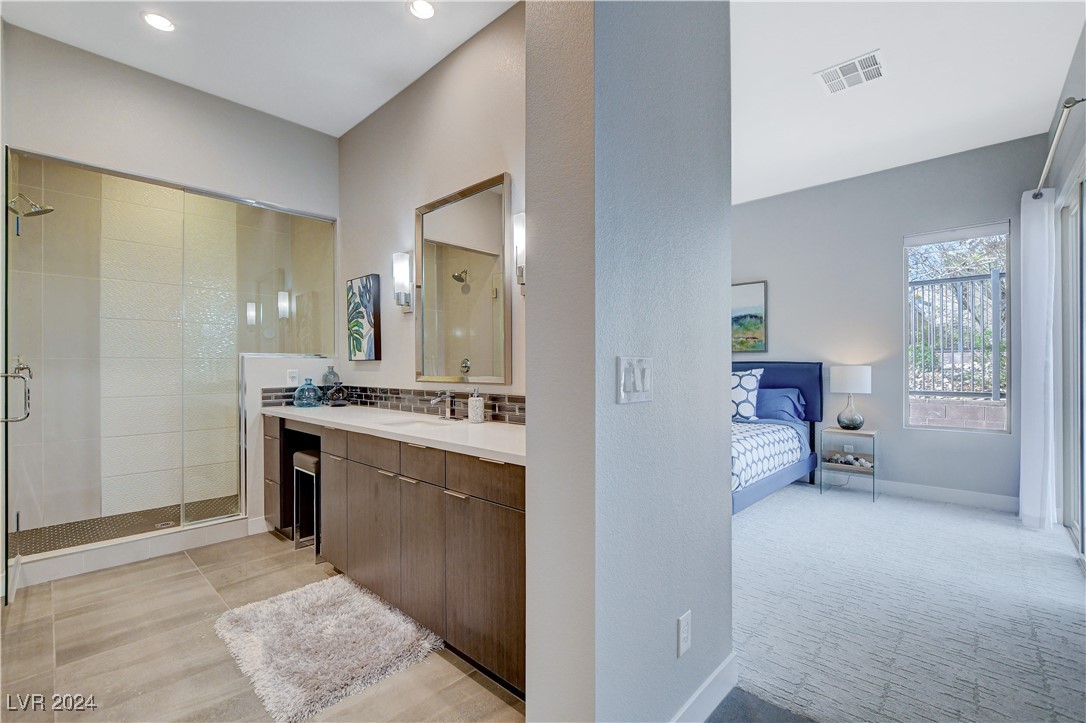 6703 Titanium Crest Street