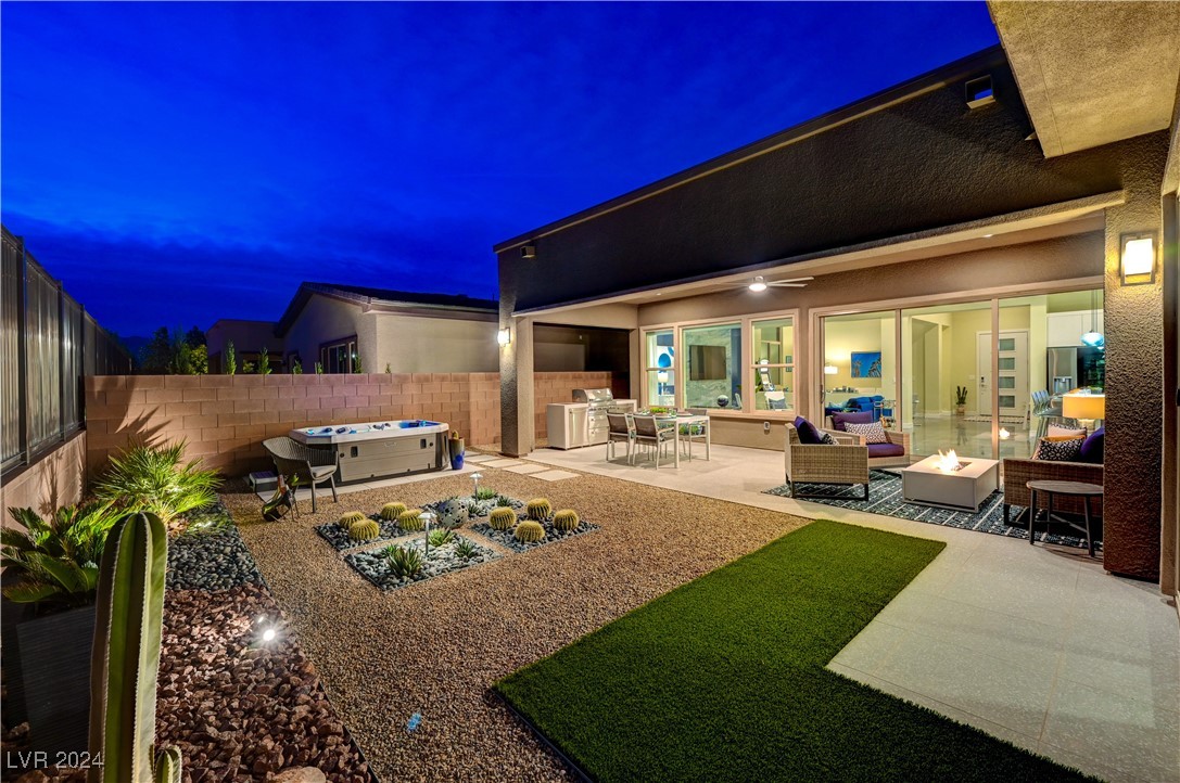 6703 Titanium Crest Street