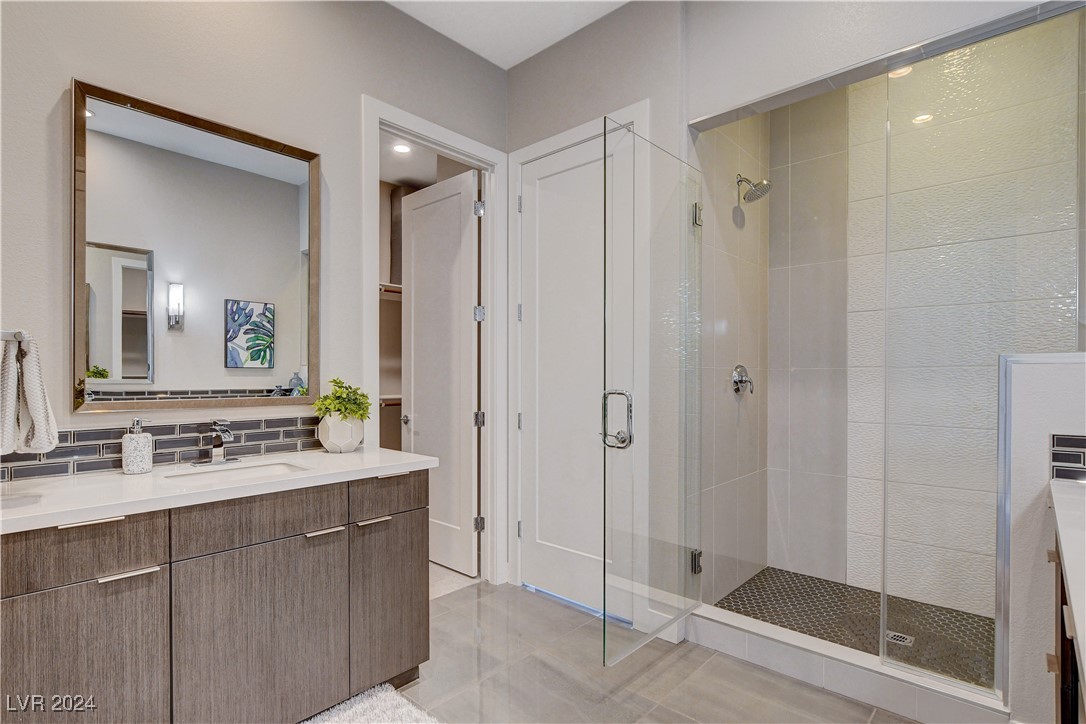 6703 Titanium Crest Street